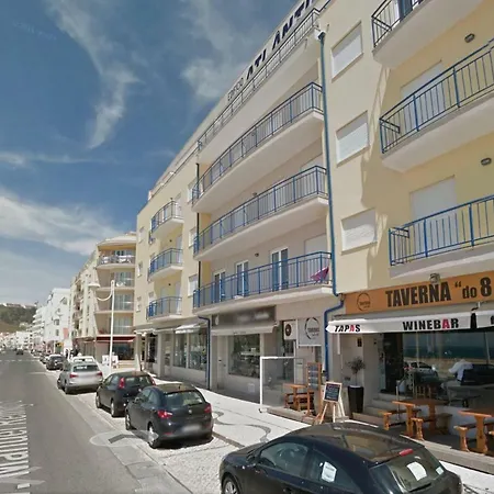 Apartamento Em Frente Ao Mar Nazaré